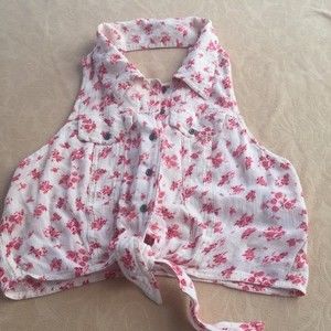 @ Forever 21 pink flower crop top BA